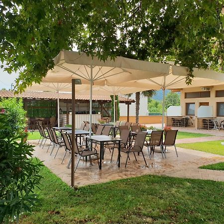 Helios Hotel Stavros  Exterior photo